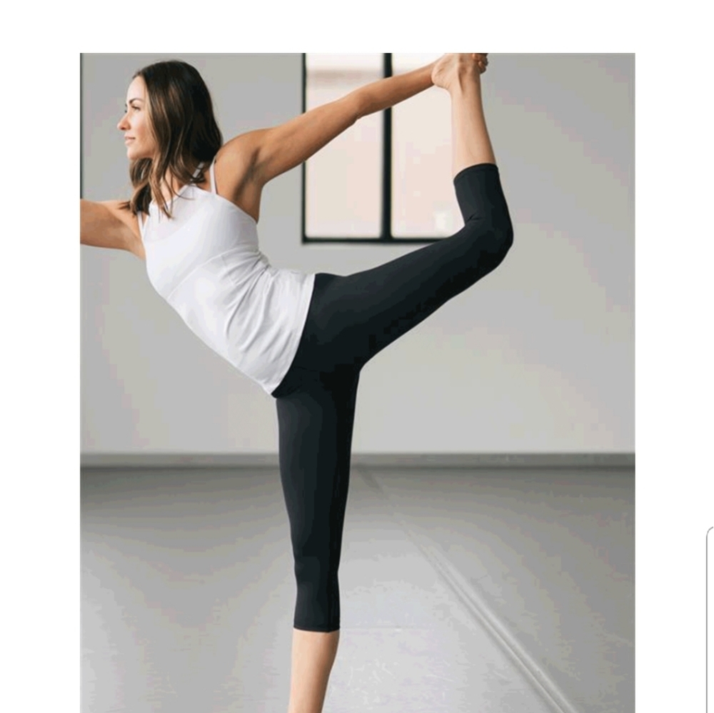 Zyia Light n Tight Crop Leggings